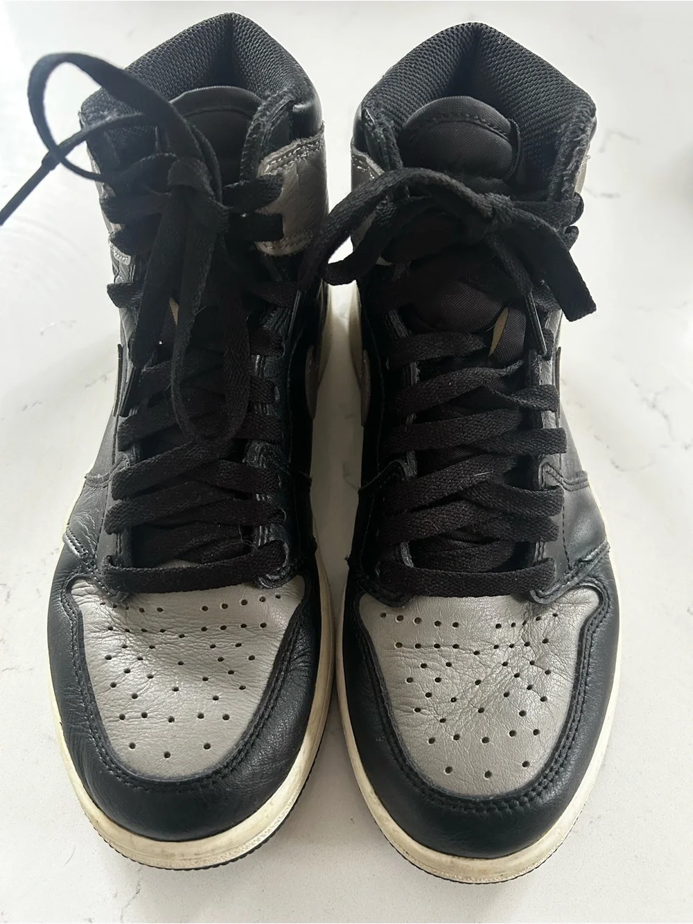 2018 Air Jordan 1 retro high og shadow grey/black men’s size 7